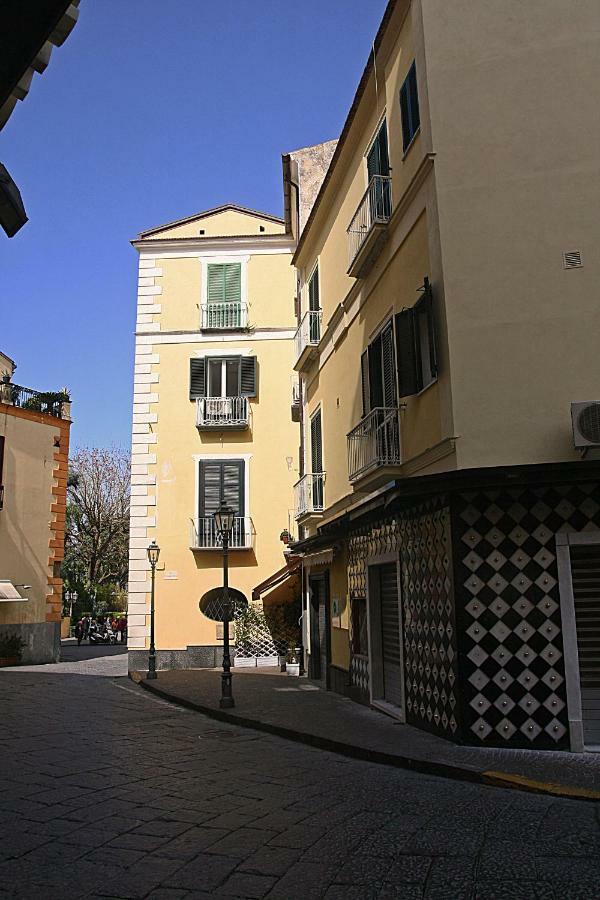Casa Sofia Lägenhet Sorrento Exteriör bild